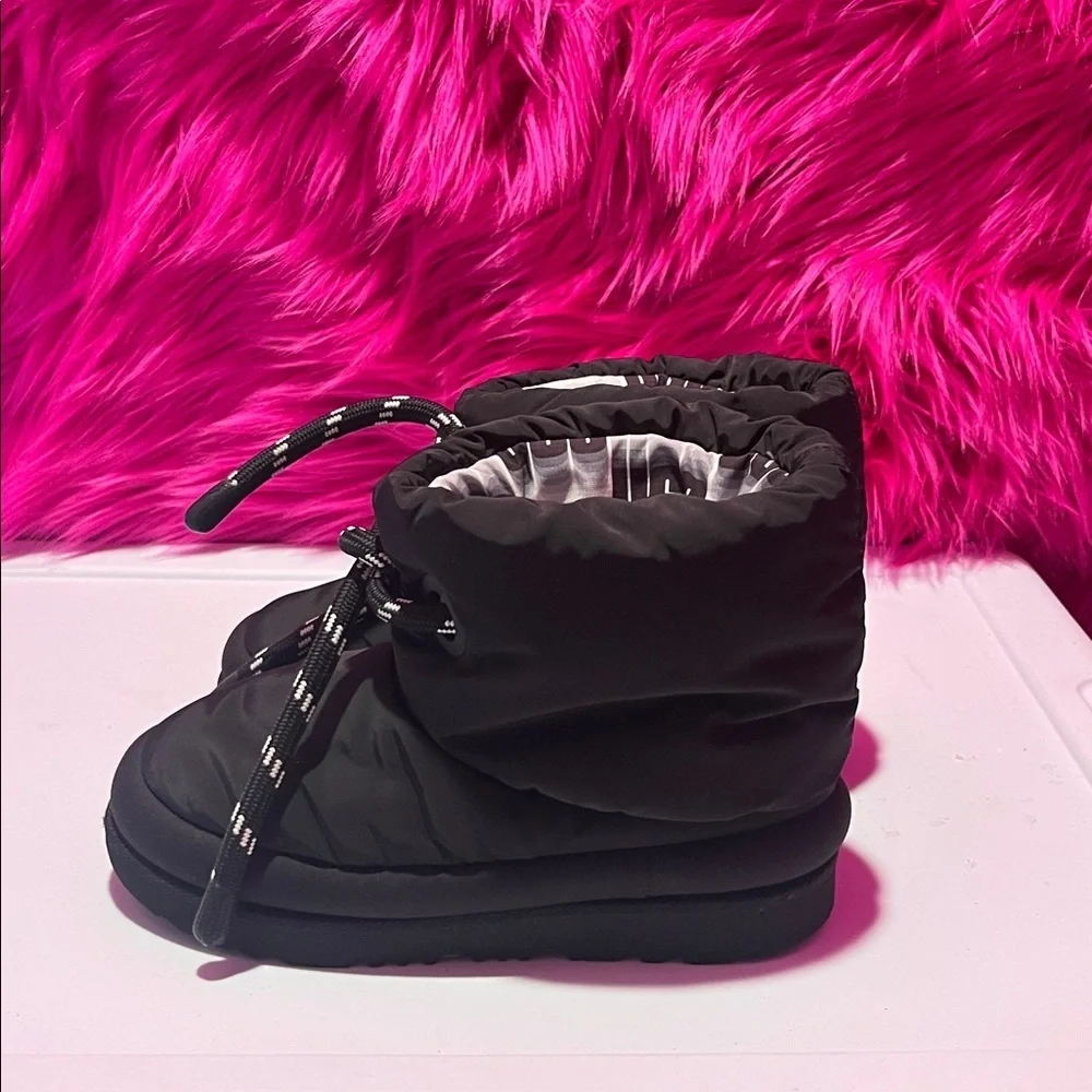 UGG stay warm